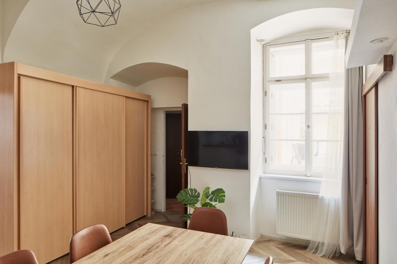 Appartement Cozy Flat In New Town By Prague Days Extérieur photo